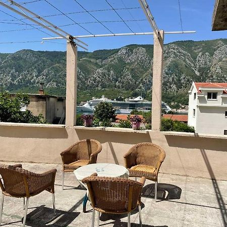 Modern Apartment Doris Kotor Exterior foto